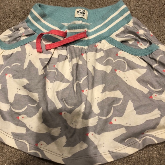 Mini Boden Other - Mini Boden skort with pockets.  🕊 3-4yr